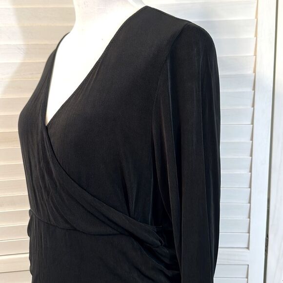 Chico’s Travelers Tunic Top Size 3 XL Size 16 Black Faux Wrap - Picture 9 of 14